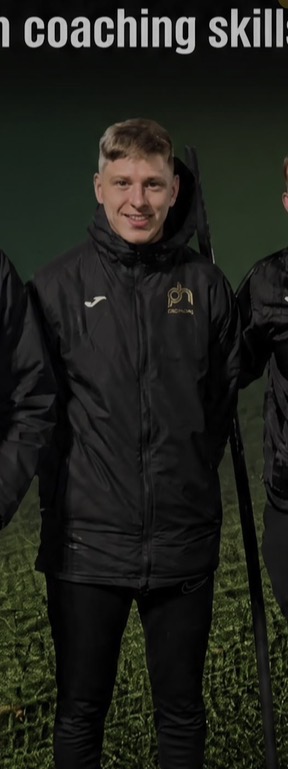 Dylan, Playerhub coach